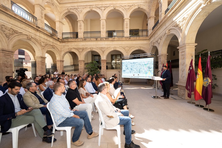 López Miras preside el acto de presentación del Plan Director para la Recuperación del Conjunto Histórico de Lorca (2)