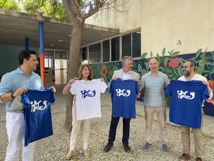 La consejera de Educación asiste al inicio de curso de Secundaria en el IES Mar Menor de San Javier