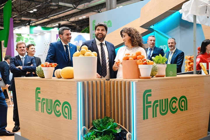 López Miras asiste a la primera jornada de Fruit Attraction 2022