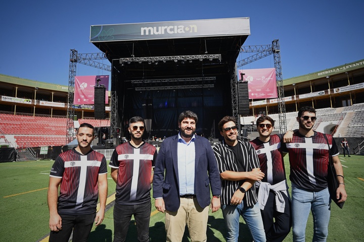 López Miras celebra el éxito de venta de entradas del concierto por los 40 años de autonomía, con bandas "que son grandes embajadoras de la Región"