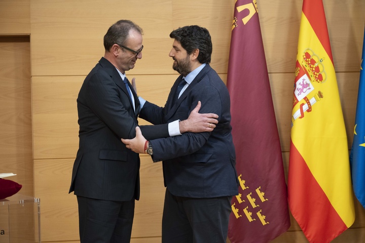 Toma de posesión de Víctor Marín como consejero de Educación, Formación Profesional y Empleo (2)