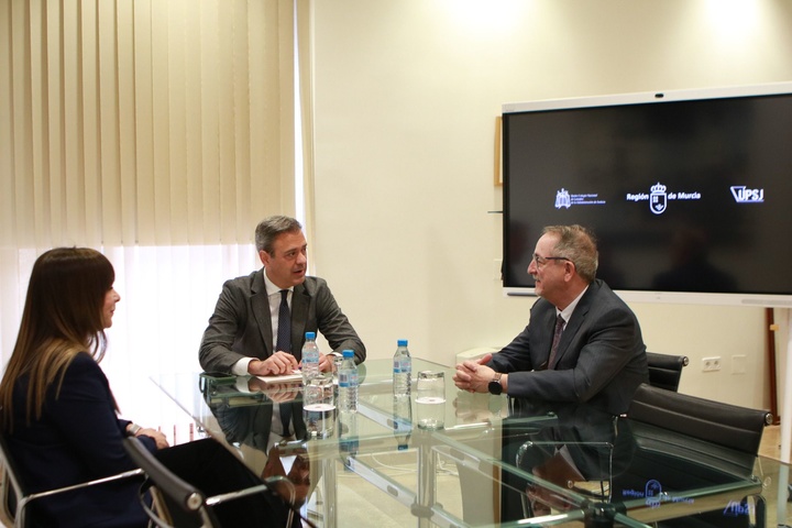 Ortuño exige al Ministerio que atienda las demandas de los letrados de Justicia