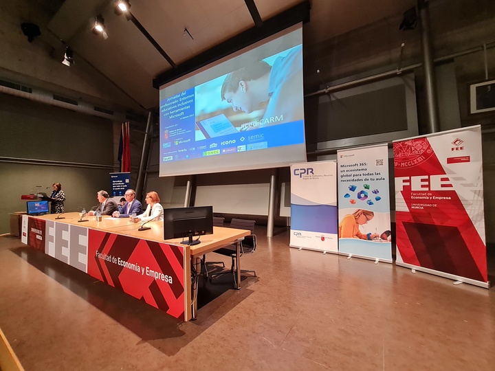 El I Congreso de Educación Digital Inclusiva reúne a cerca de 300 personas