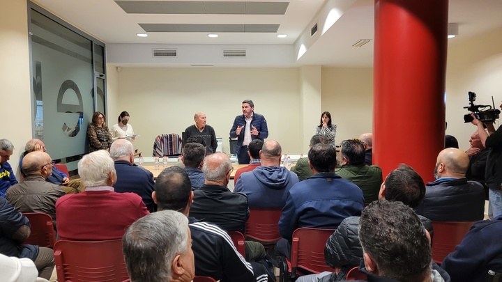 El consejero de Agricultura destaca el compromiso del Gobierno regional con el sector del pimentón, con el respaldo a la Denominación de Origen Protegida y a la innovación