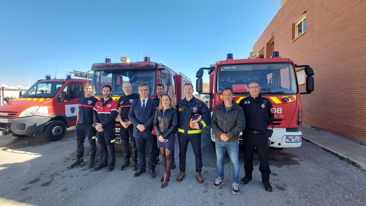 Visita a las obras de rehabilitación del hangar del parque de bomberos de La Manga del Mar Menor