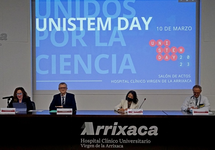 Más de 250 alumnos de bachillerato participan en una jornada para promover la investigación entre los jóvenes