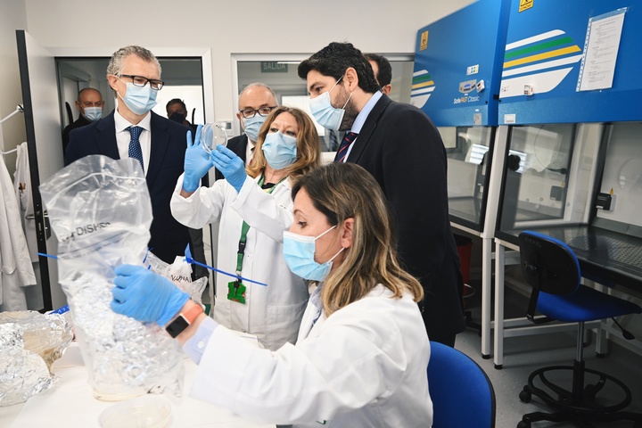 Visita al nuevo Laboratorio Regional de Salud Pública