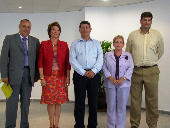 El consejero de Educación inaugura las obras realizadas en el colegio público Las Lomas de Águilas