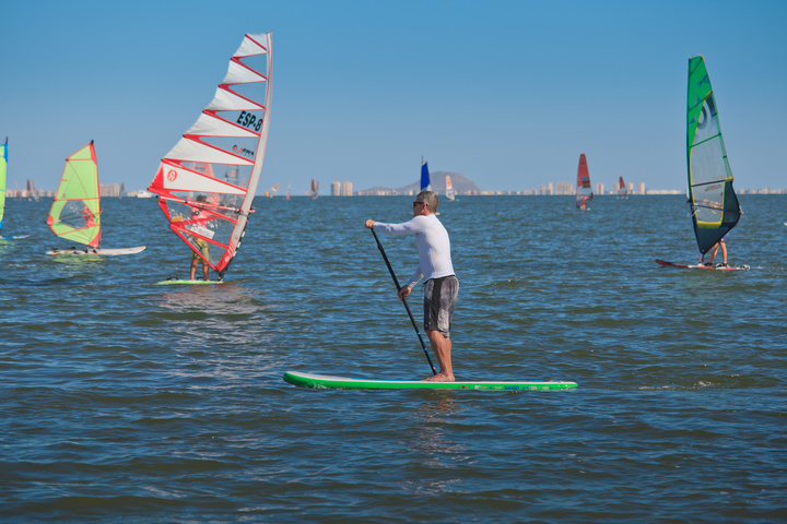 El Mar Menor es un escenario ideal para los deportes náuticos.