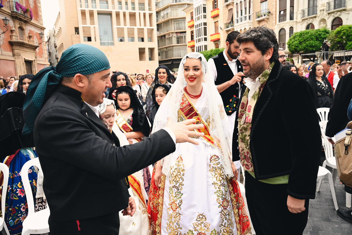 López Miras asiste a la Misa Huertana con motivo de las Fiestas de Primavera de Murcia (3)