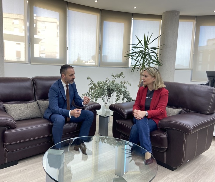 La Comunidad estudiará con CETEM el desarrollo de muebles inteligentes para un envejecimiento activo