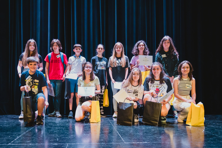 Alumnos ganadores del certamen 'Spelling Bee' 2.