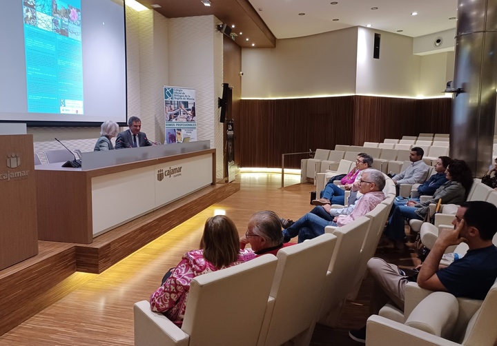 El consejero en funciones de Medio Ambiente, Mar Menor, Universidades e Investigación, Juan María Vázquez, durante la clausura la jornada 'Biólogos con el Medio Ambiente'.