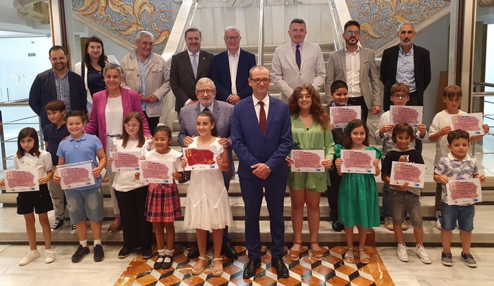 Entrega de los premios del concurso 'Dibuja tu rincón favorito de la Región de Murcia'.