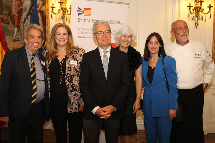 Fiesta de verano de la British Spanish Society en la embajada de España en Londres