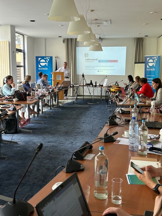 Charla impartida por el Info en Bruselas (II)