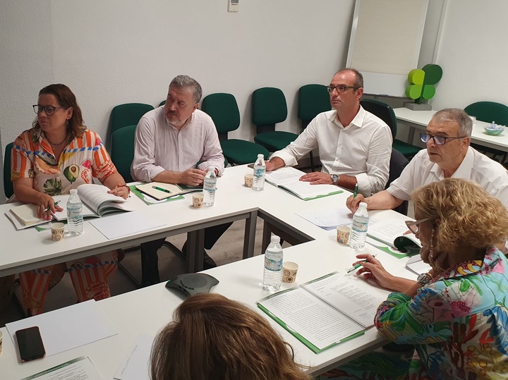 El consejero en funciones Víctor Marín y Plena inclusión presentan los resultados del programa de apoyo educativo para alumnos con discapacidad intelectual