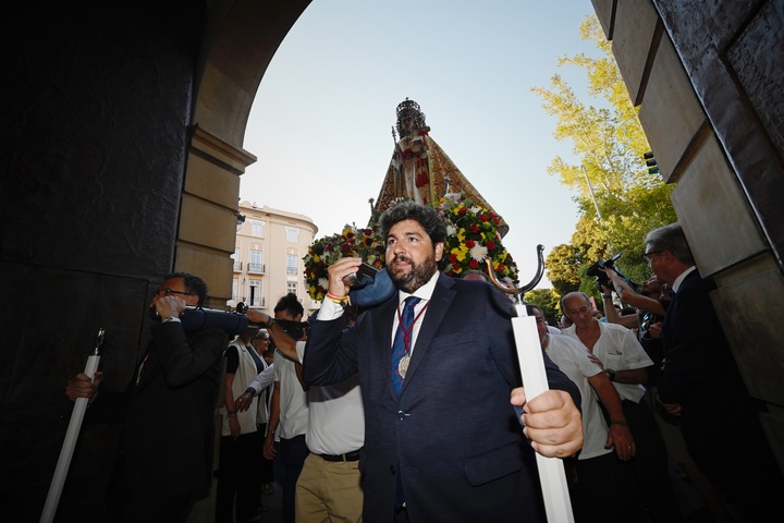 López Miras asiste a la recepción oficial de la patrona de Murcia, la Virgen de la Fuensanta