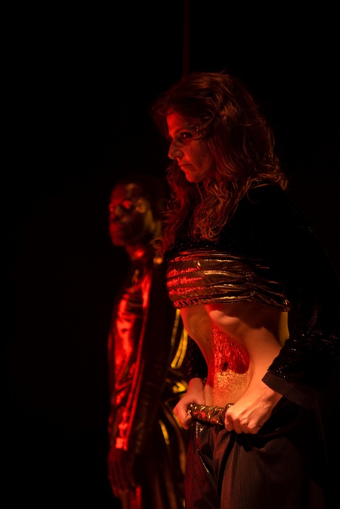 La coreógrafa Poliana Lima pone en escena 'Oro Negro' en el Centro Párraga.