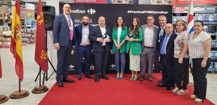 La consejera de Agua, Agricultura, Ganadería y Pesca participa en la entrega de los premios PYME de Carrefour