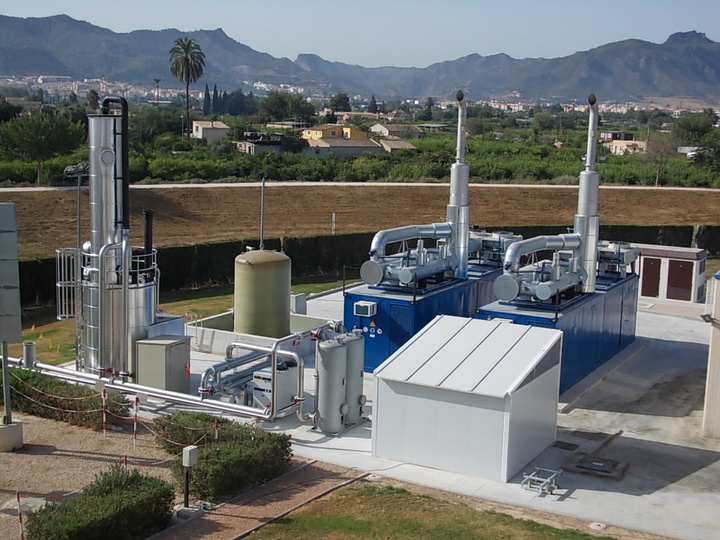 Imagen de la planta de cogeneración de biogás situada en la EDAR de Murcia Este.