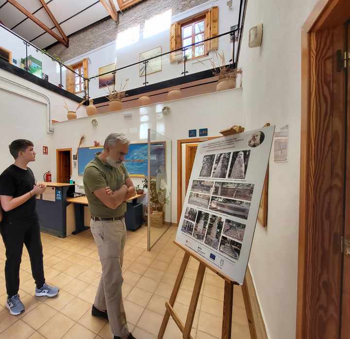 Los descendientes de Ricardo Codorníu, en el Centro de Visitantes y Gestión del Parque Regional de Sierra Espuña (1)