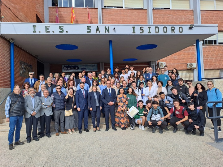 El IES San Isidoro de Cartagena celebra su 40 aniversario