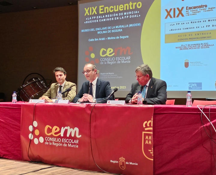 Los nuevos caminos de la FP Dual a debate en el XIX Encuentro del Consejo Escolar de la Región