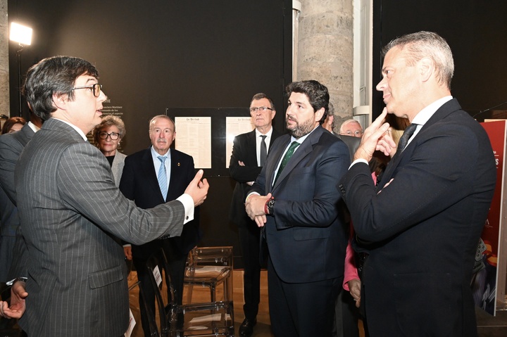 El presidente de la Comunidad, Fernando López Miras, clausura el foro '45º Aniversario de la Constitución Española: retos y perspectivas' que organiza el diario La Verdad con motivo del Día de la Constitución