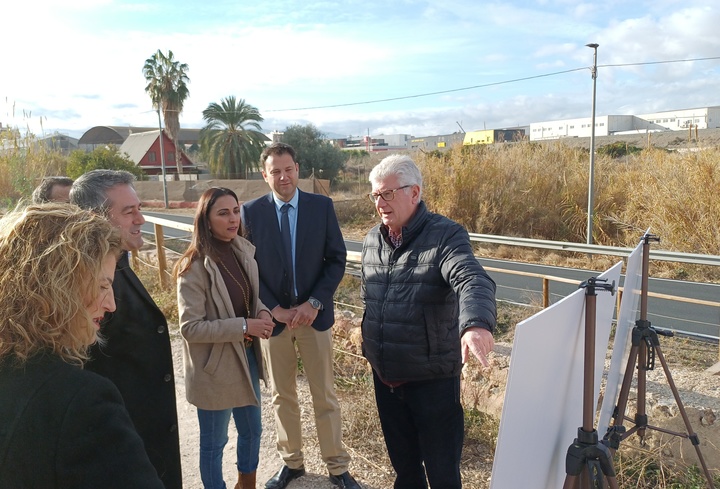 Imagen del artículo La Comunidad acondiciona los caminos rurales de Los Romeros y Los Arcos en Alcantarilla con una inversión de 240.000 euros