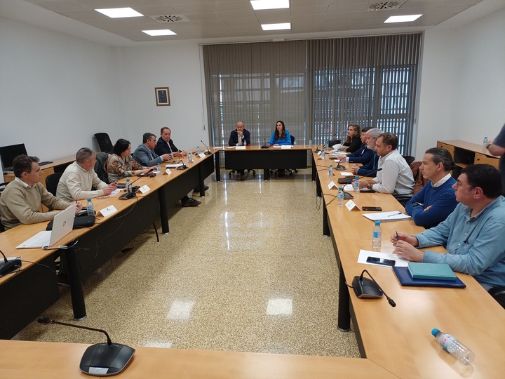 Imagen del artículo El Gobierno regional presenta su propuesta de modificación de los eco regímenes de la PAC en la constitución de la Mesa del Secano