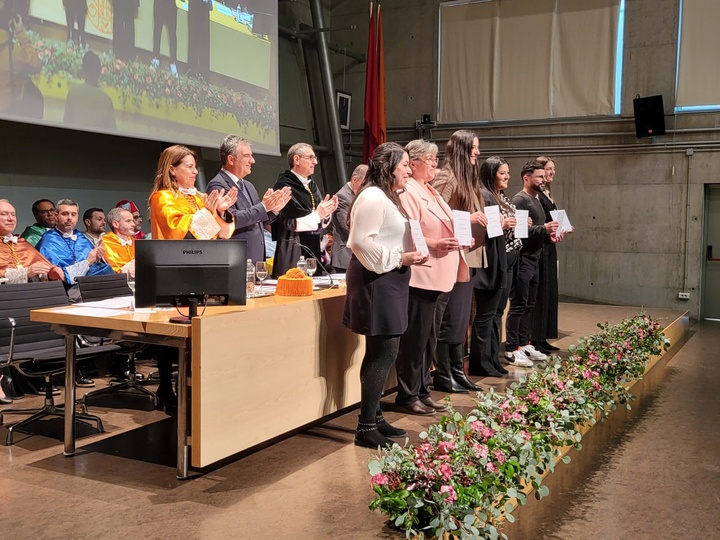 Juan María Vázquez clausura el acto de la UMU con motivo de la festividad de Santo Tomás de Aquino, "es un día para reconocer a quienes destacan por su compromiso con la comunidad universitaria"