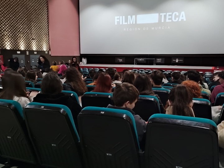 Imagen del artículo Más de 3.000 escolares participaron en la Semana de Cine Espiritual de la Filmoteca