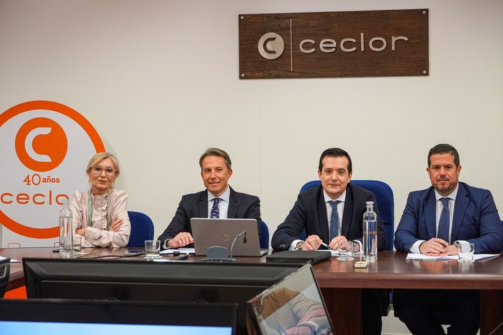 Reunión del consejero de Fomento e Infraestructuras en Lorca con el presidente de Ceclor y con el alcalde del municipio, Fulgencio Gil.