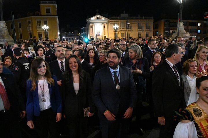 López Miras recibe a la Virgen de la Fuensanta en su bajada a Murcia