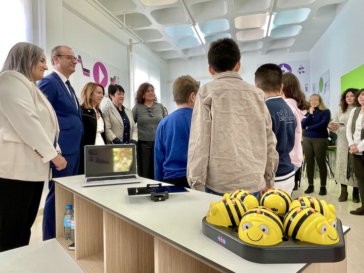 Aula del futuro del CEIP Ángel Zapata de Torreagüera