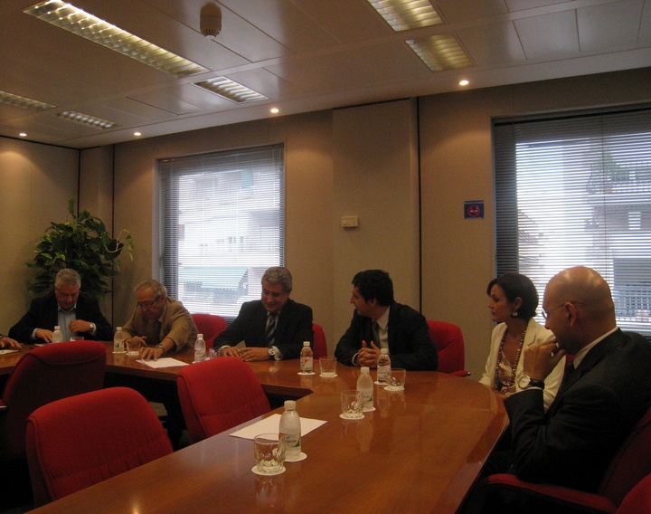 Reunión del consejero de Cultura y Turismo con la junta directiva de la CROEM