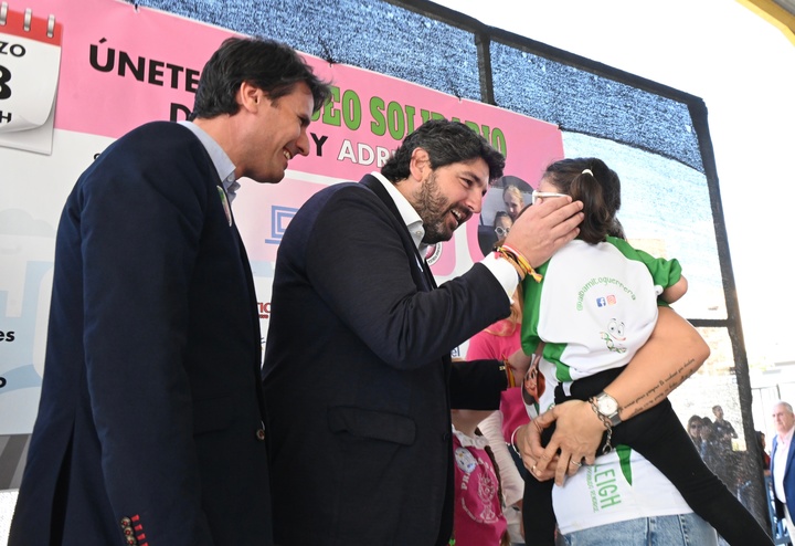 López Miras visita el Colegio de Educación Infantil y Primaria San Antonio de Molina de Segura (3)