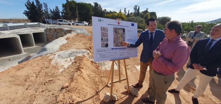 El consejero de Fomento e Infraestructuras, José Manuel Pancorbo, durante la visita a las obras finalizadas en la RM-F20