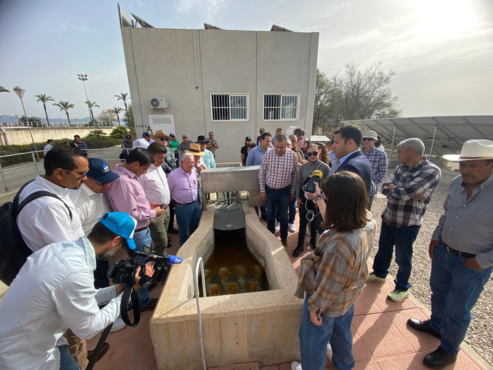 Visita de la delegación institucional y empresarial del estado mexicano de Guanajuato a la EDAR de Fortuna.