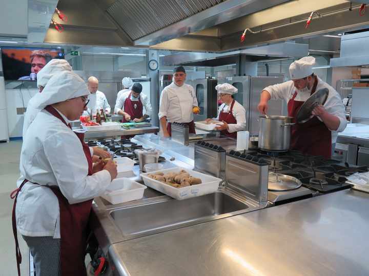 Imagen del artículo El Centro de Cualificación Turística oferta cursos de corta duración para cocineros en activo