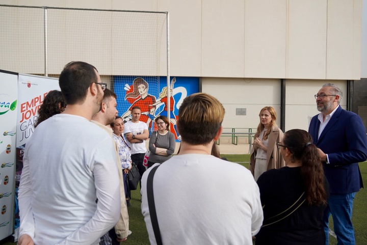 La directora general del SEF, Marisa López de Aragón, durante la inauguración del programa iniciado en Santomera (2).