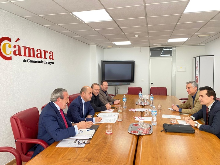 José Manuel Pancorbo se reúne con representantes de la Cámara de Comercio de Cartagena para escuchar sus demandas en materia ferroviaria