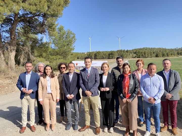 El consejero de Fomento e Infraestructuras, José Manuel Pancorbo, visita las obras de la carretera RM-A11.