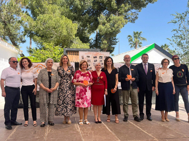 La Comunidad celebra las bodas de plata de Afade "como centro de referencia regional en el cuidado de las personas con alzhéimer"