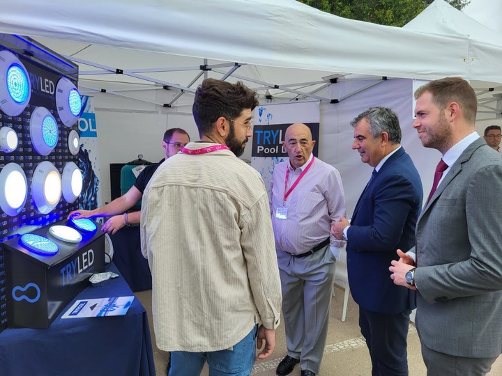 El consejero Juan María Vázquez señala en la inauguración de la III Feria de Innovación en Fontanería y Ahorro Energético que "avanzar respetando el medio ambiente ya no es una opción, sino una obligación"