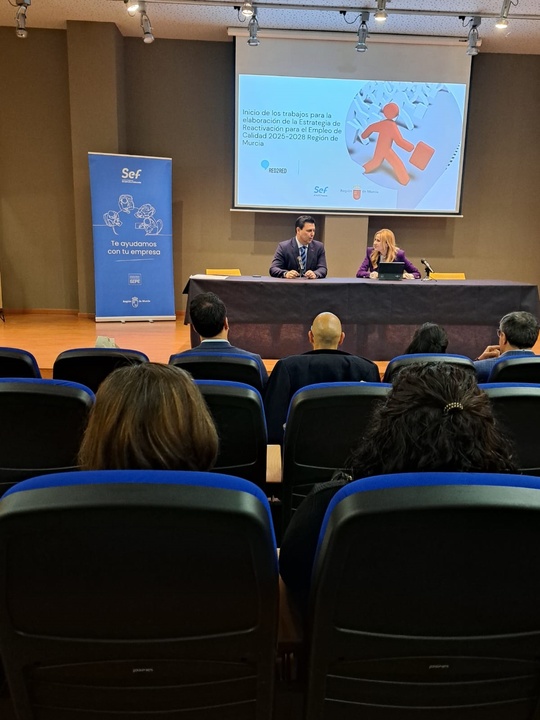 El SEF aborda con las empresas de la Comarca del Mar Menor las necesidades de estos municipios para avanzar en el diseño de la nueva estrategia de empleo