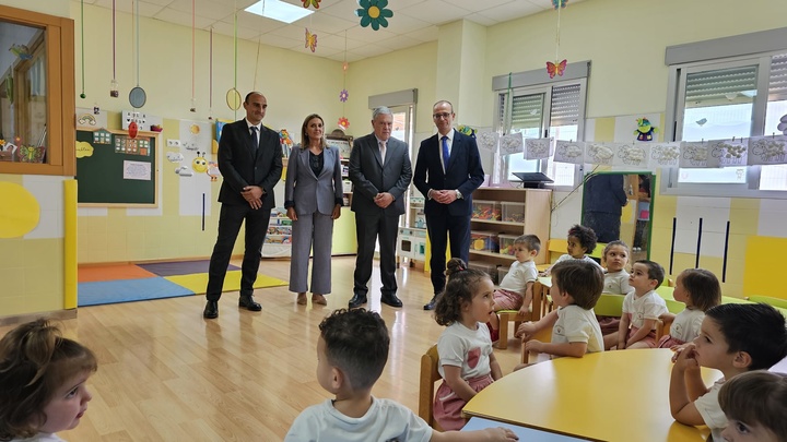 El consejero de Educación participa en la XI Jornada Gastronómica del colegio Vistarreal de Molina de Segura