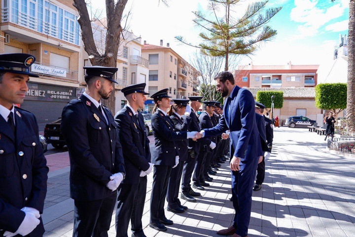 Imagen del artículo Antelo anuncia que la Comunidad asumirá el coste de las condecoraciones y distinciones a los agentes de Policía Local de la Región
