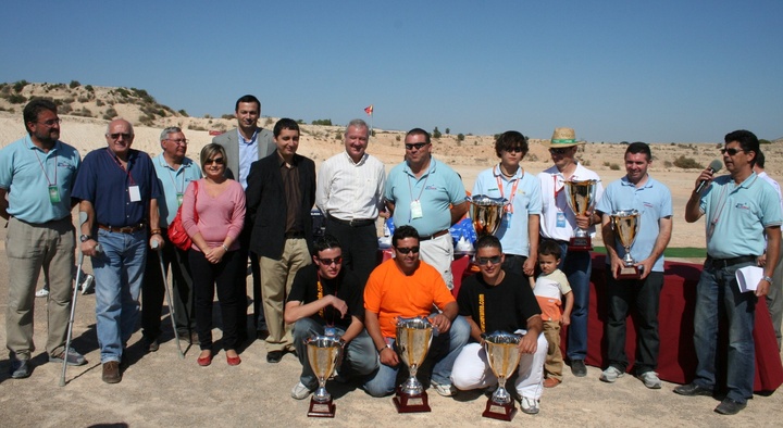 Valcárcel preside la entrega de premios del Campeonato de España F3C de Helicópteros de Radiocontrol
